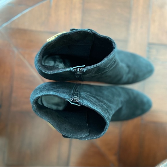 Van Eli Black Suede Ankle Bootie - Picture 4 of 4